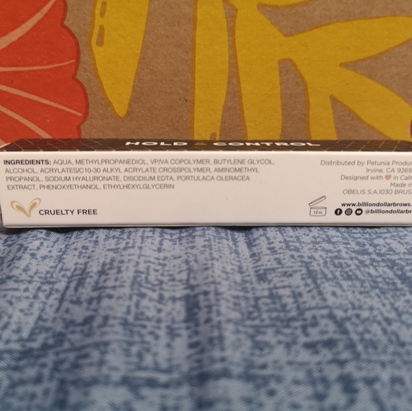 Brow gel - Picture 2 of 3